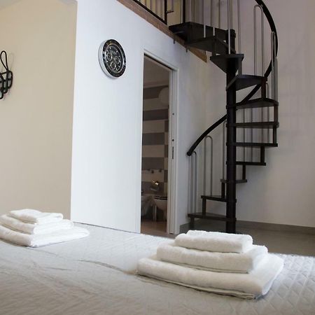 Vesuvius Luxury Suites نابولي المظهر الخارجي الصورة