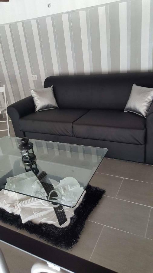 Vesuvius Luxury Suites نابولي المظهر الخارجي الصورة